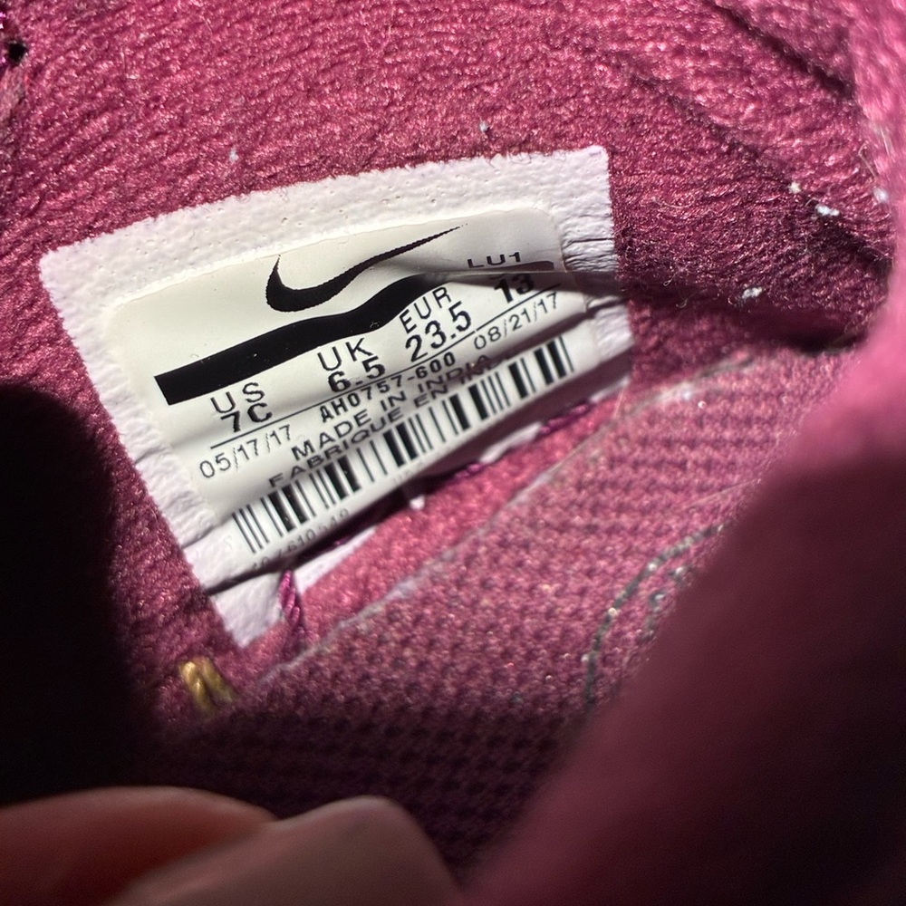 Nike Kids' Berry High-Top Sneakers - Picture 5 of 5
